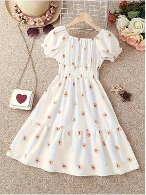 White tint color printed cotton blend fit&flared style dresses 1