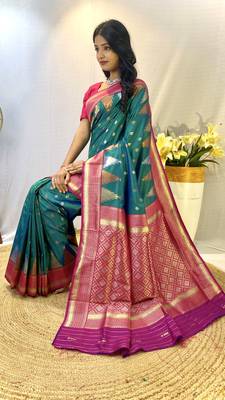 Rama Designer Kanchipuram Silk And Zari Weaving Saree With Blouse For Women 3