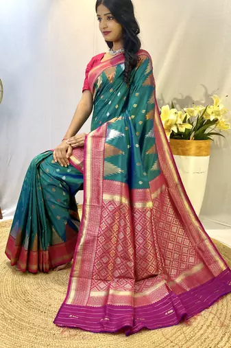 Rama Designer Kanchipuram Silk And Zari Weaving Saree With Blouse For Women