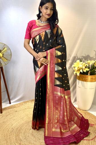 Black Designer Kanchipuram Silk And Zari Weaving Saree With Blouse For Women