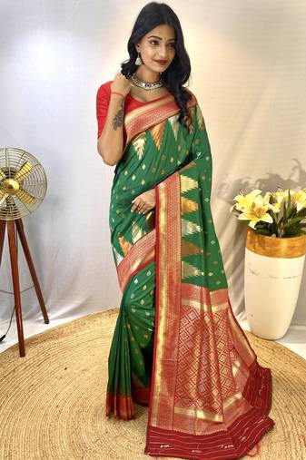 Bottle Green Designer Kanchipuram Silk And Zari Weaving Saree With Blouse For Women