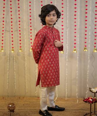 Maroon block printed kurta set. 1