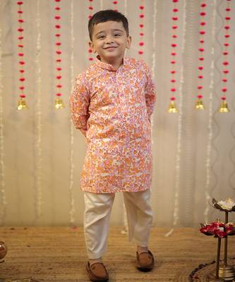 Peach orange block printed kurta set. 5