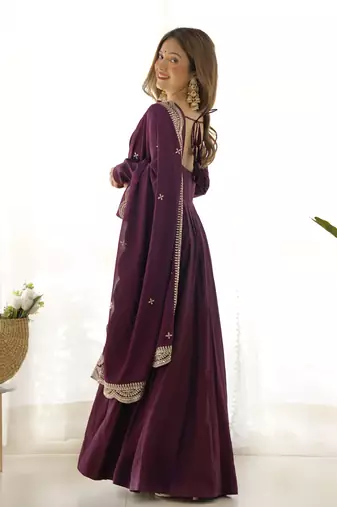 Roman Silk Chanderi Fabric Fully Flair Gown With Dupatta And Pent