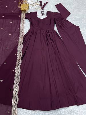 Roman Silk Chanderi Fabric Fully Flair Gown With Dupatta And Pent 6