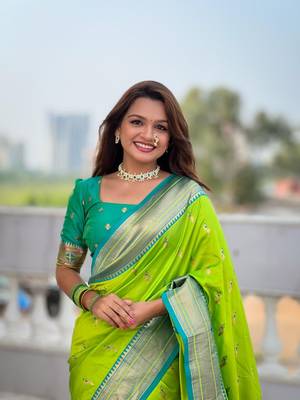 Parrot Green Soft Paithani Silk Saree With Zari Weaving Contrast Blouse 3