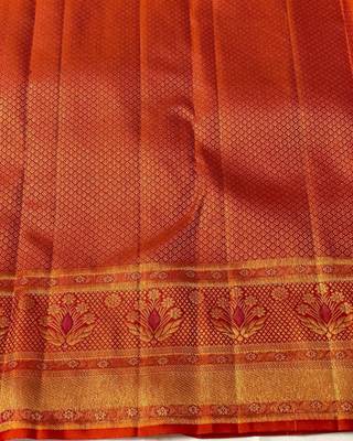 red woven silk saree with blouse 5
