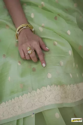 Cotton woven art silk saree with blouse