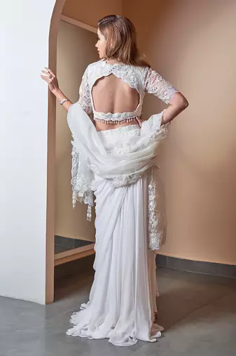 Floral Machine Work Blouse, Paired With Skirt And Dupatta