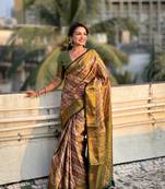 Green dharmavaram silk wevon laheriya meenakari traditional heavy rich looks saree