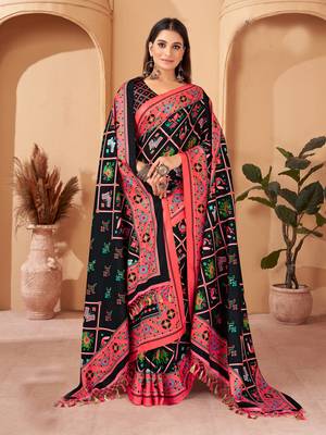 Black digital printed pashmina saree with shawl 1