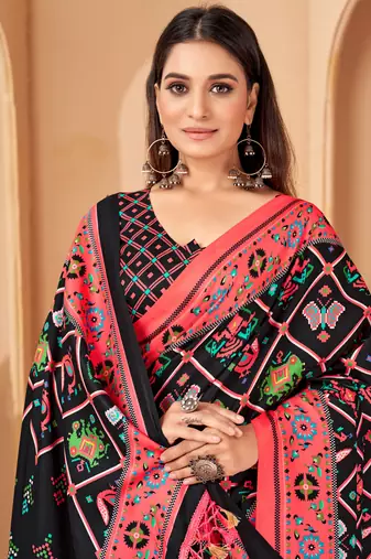 Black digital printed pashmina saree with shawl