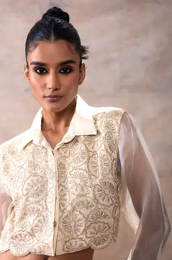 Embroidered crop shirt with flared pants set