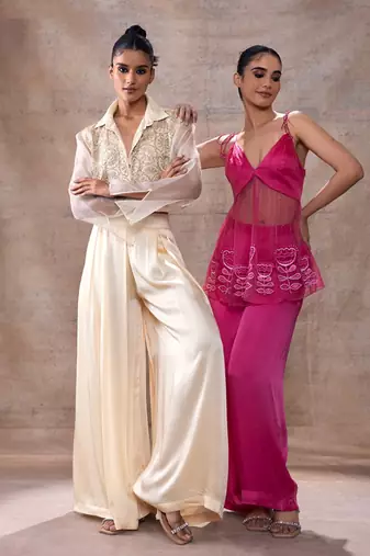 Embroidered crop shirt with flared pants set