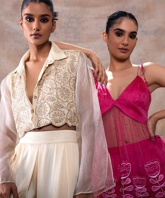 Embroidered crop shirt with flared pants set 5