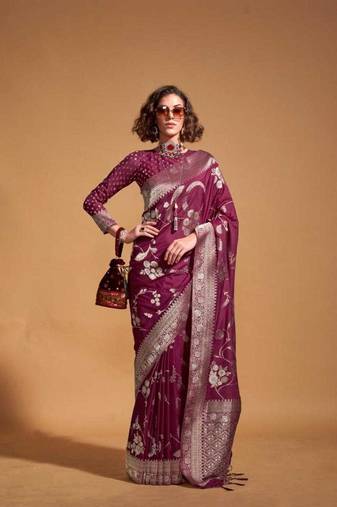 Purple Georgette Handloon Weaving Silk With Blouse