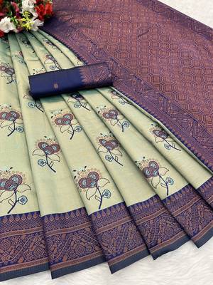 Seagreen Banarasi silk blend copper zari weaving woven design saree with unstitched blouse 2