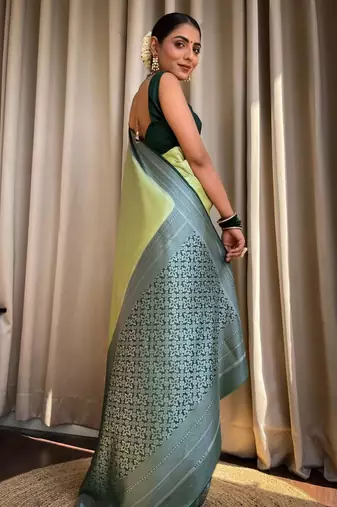 Woven silk blend Saree With Blouse