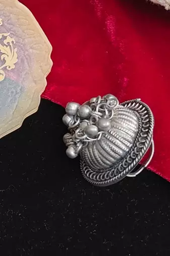 Alankar tribal oxidized ring