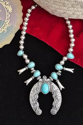 Alankar turquoise oxidized necklace