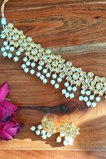 Alankar kundan chokar necklace set