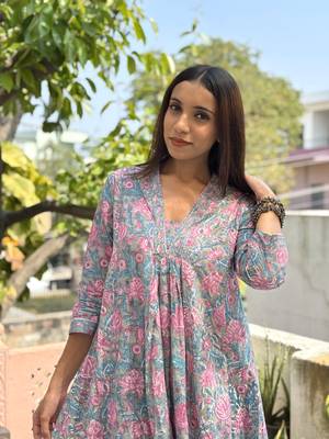 Green cotton block printed suit set 1