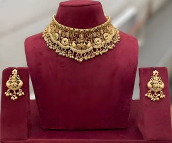 Traditional gold-plated temple choker necklace set handcrafted ethnic jewelry for weddings & festivals 2