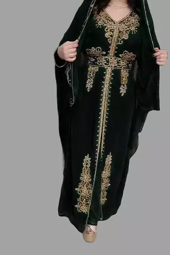 Black color Handmade Moroccan Kaftan with Embroidered zari work hijab