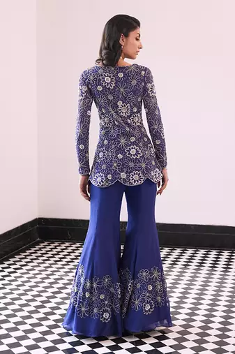 Cluster flower emb kurta scalp edging at the bottom of kurta and placement flower emb sharara