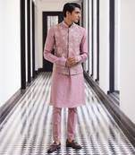 Bandi in cluster flower emb with kurta and pants