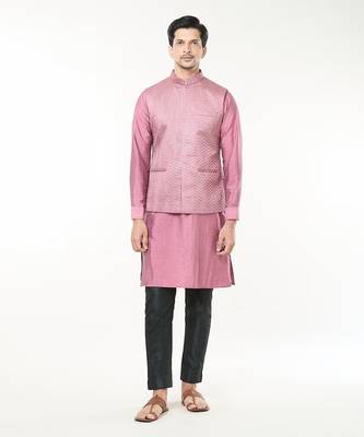 Mauve pink embroidered kurta-jacket set 3