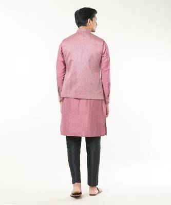Mauve pink embroidered kurta-jacket set 4