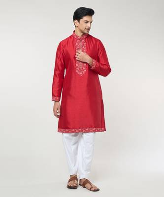 Cherry red embroidred kurta set 4