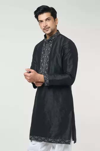 Black embroidred kurta set
