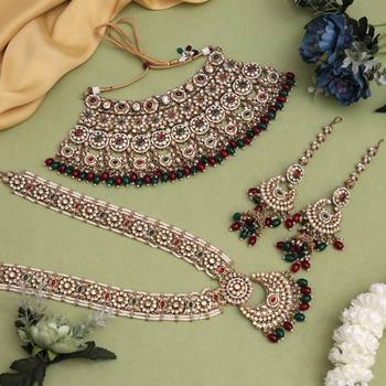 Maroon & green color kundan dulhan set 3