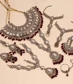 Maroon color kundan dulhan set