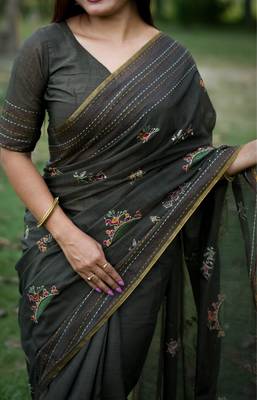 Tissue Treditionl stylish Border butti tussle saree with Blouse  4