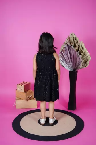 Black Kurti