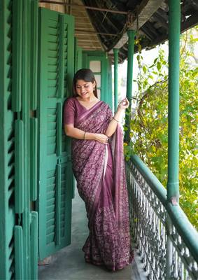 Pink Treaditional Attractive Bland Tussar Silk Batik Printed Saree With Blouse 2