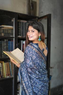 Blue Tussar Silk Saree With Printed Pallu And Floral Embroidery Work Border With Blouse 4