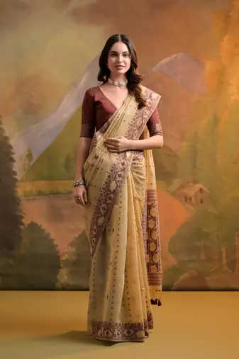 Cream Soft Cotton Blend Saree With Zari Weaving Pallu & Border With Blouse