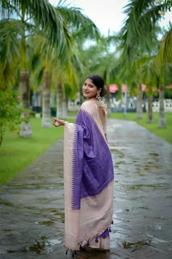 Purple Soft Tussar Silk Cheks printed kanth Weaving Contrast Border Saree With Blouse
