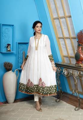 Off-white georgette embroidered anarkali kurta & pants set 1