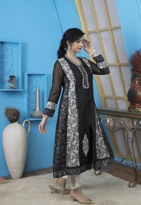 Black art silk embroidered anarkali kurta & pants set 4