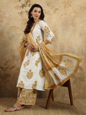 Cotton Blend Fabric Printed work Straight cut Kurta, Pant and Dupatta Set 5