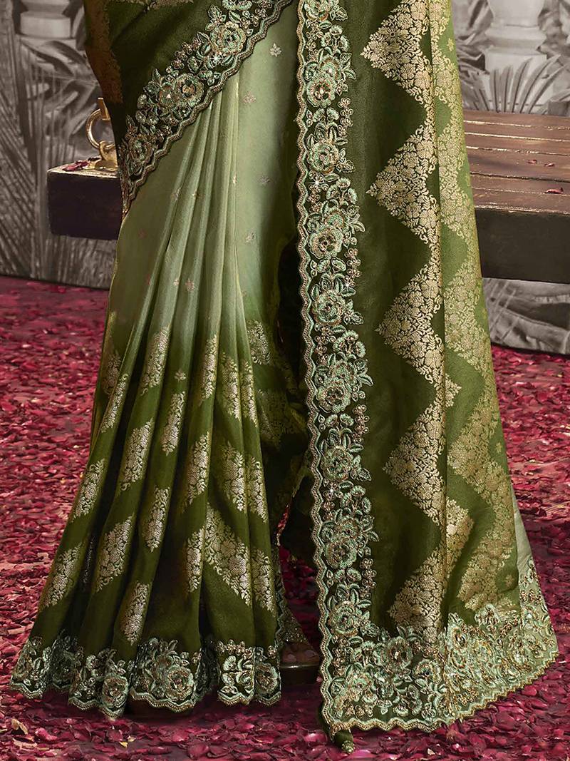  Green Jacquard Silk Embroidery Heavy border work Saree with Unstitch Blouse Piece
