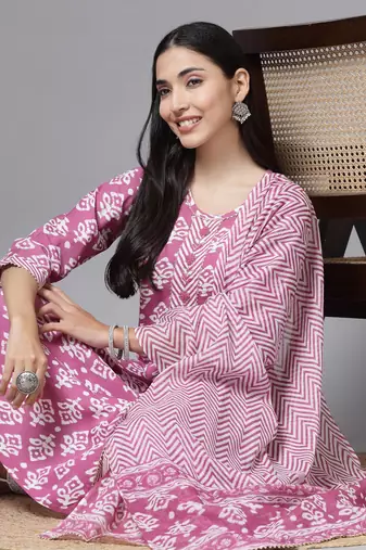 Pink floral printed aline kurta pant with dupatta set
