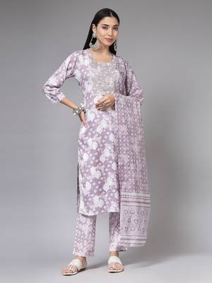 Light purple printed embroidered aline kurta pant with dupatta set 5