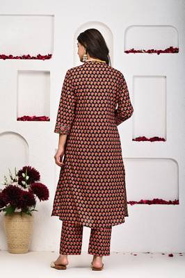 Beauty of brown kurta set for women 4