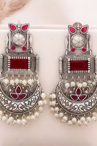 Oxidized stone long dangler earrings with pearls
